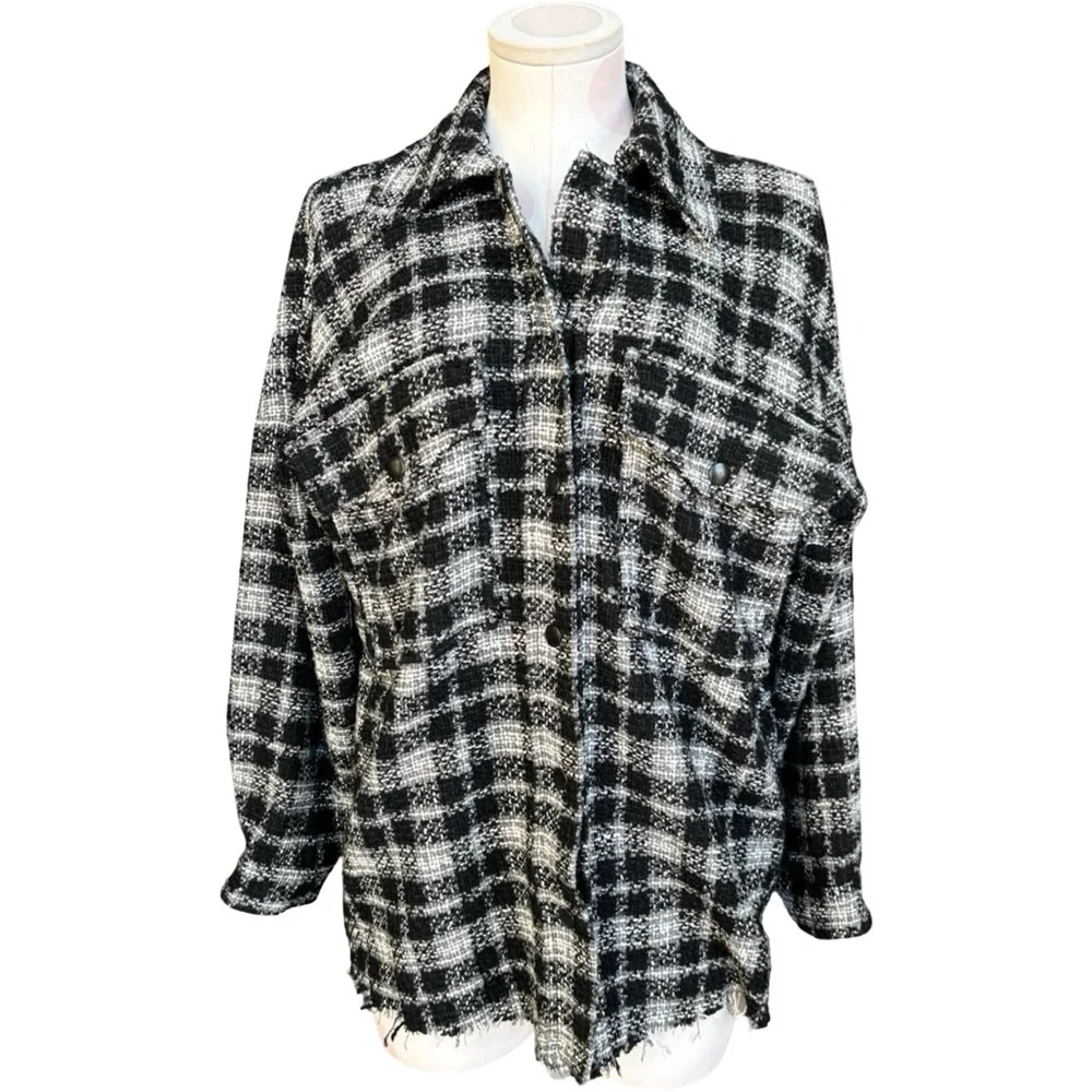 Zara Black and white shacket - oversized. XS